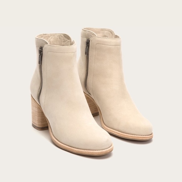 Frye Shoes - Frye Addie double zip ivory nubuck bootie size 7.5